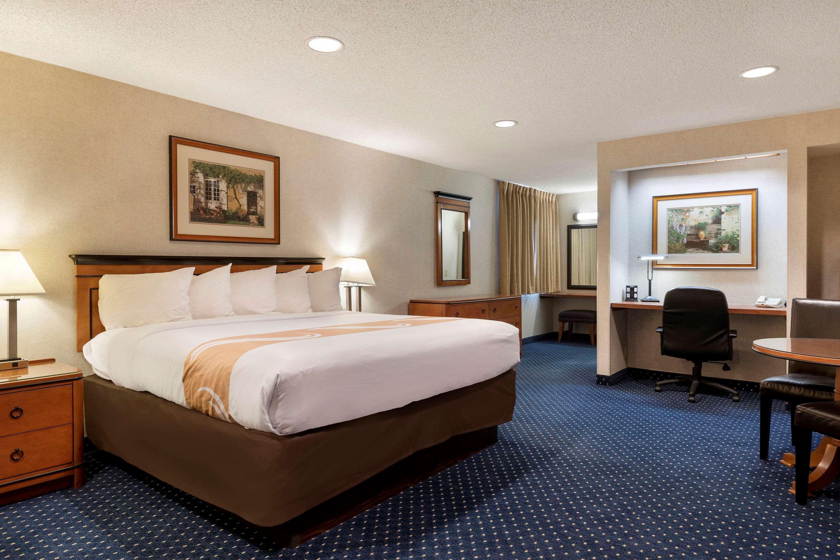 Quality Inn Auburn Hills - Detroit North Exteriér fotografie
