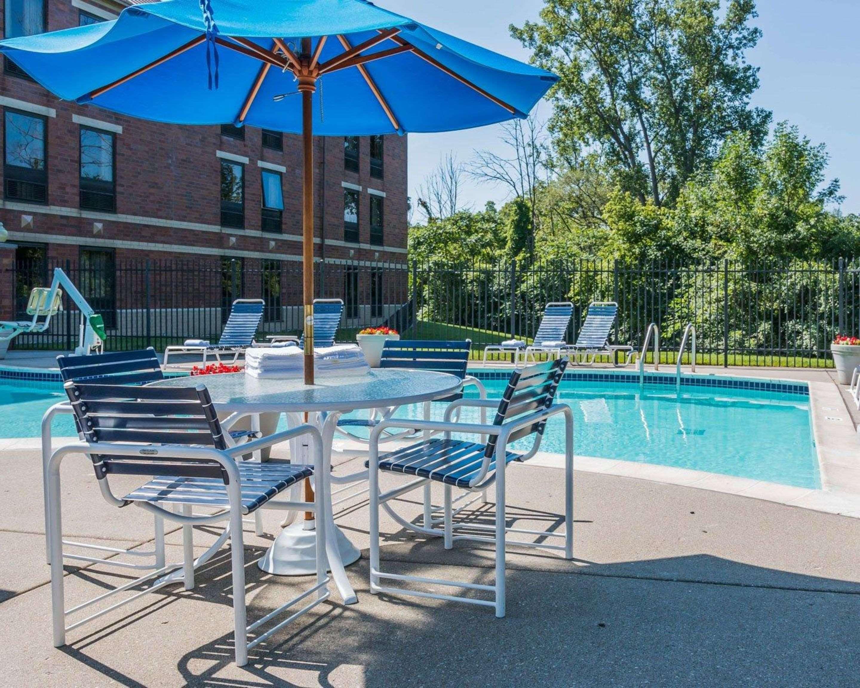Quality Inn Auburn Hills - Detroit North Exteriér fotografie