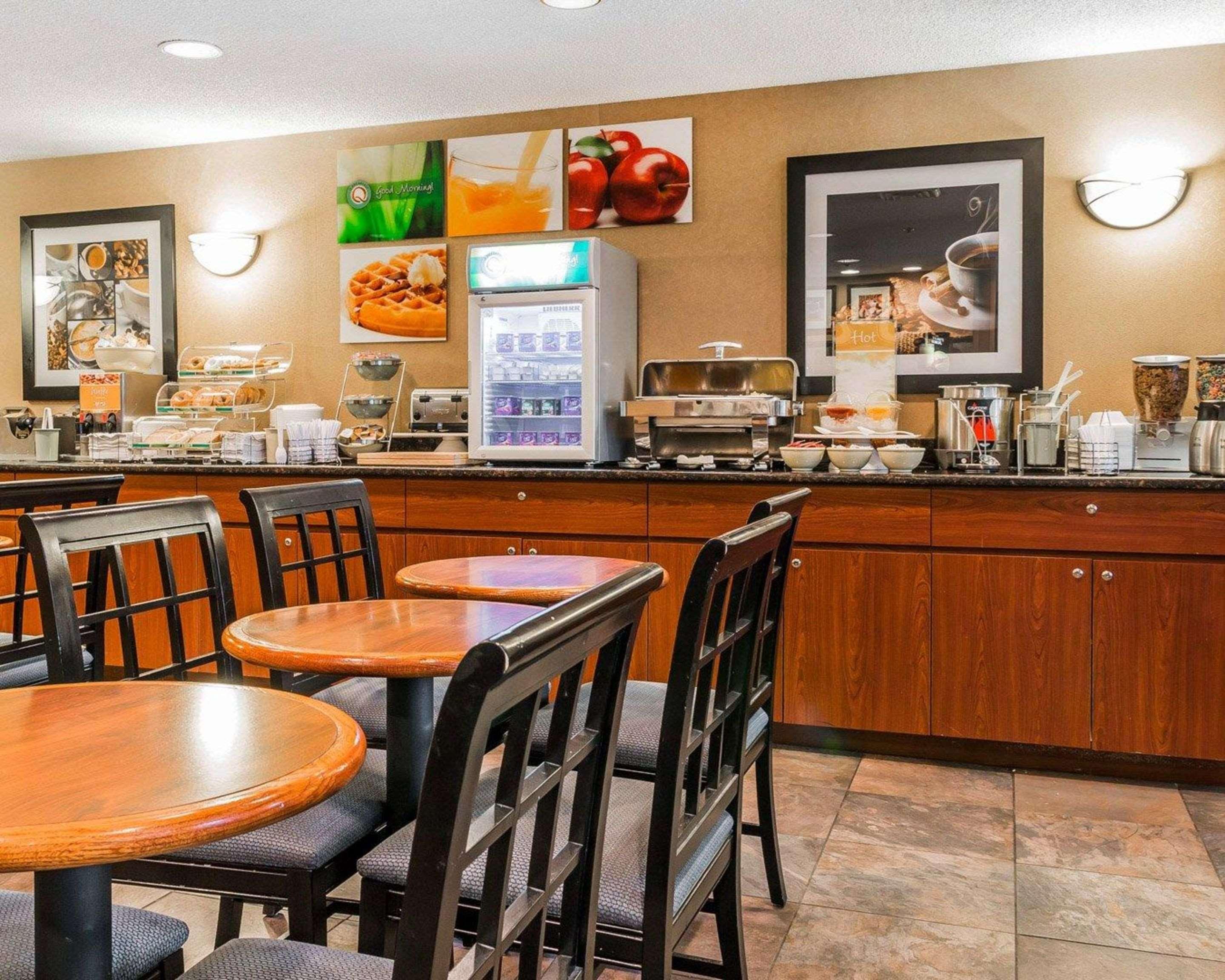Quality Inn Auburn Hills - Detroit North Exteriér fotografie