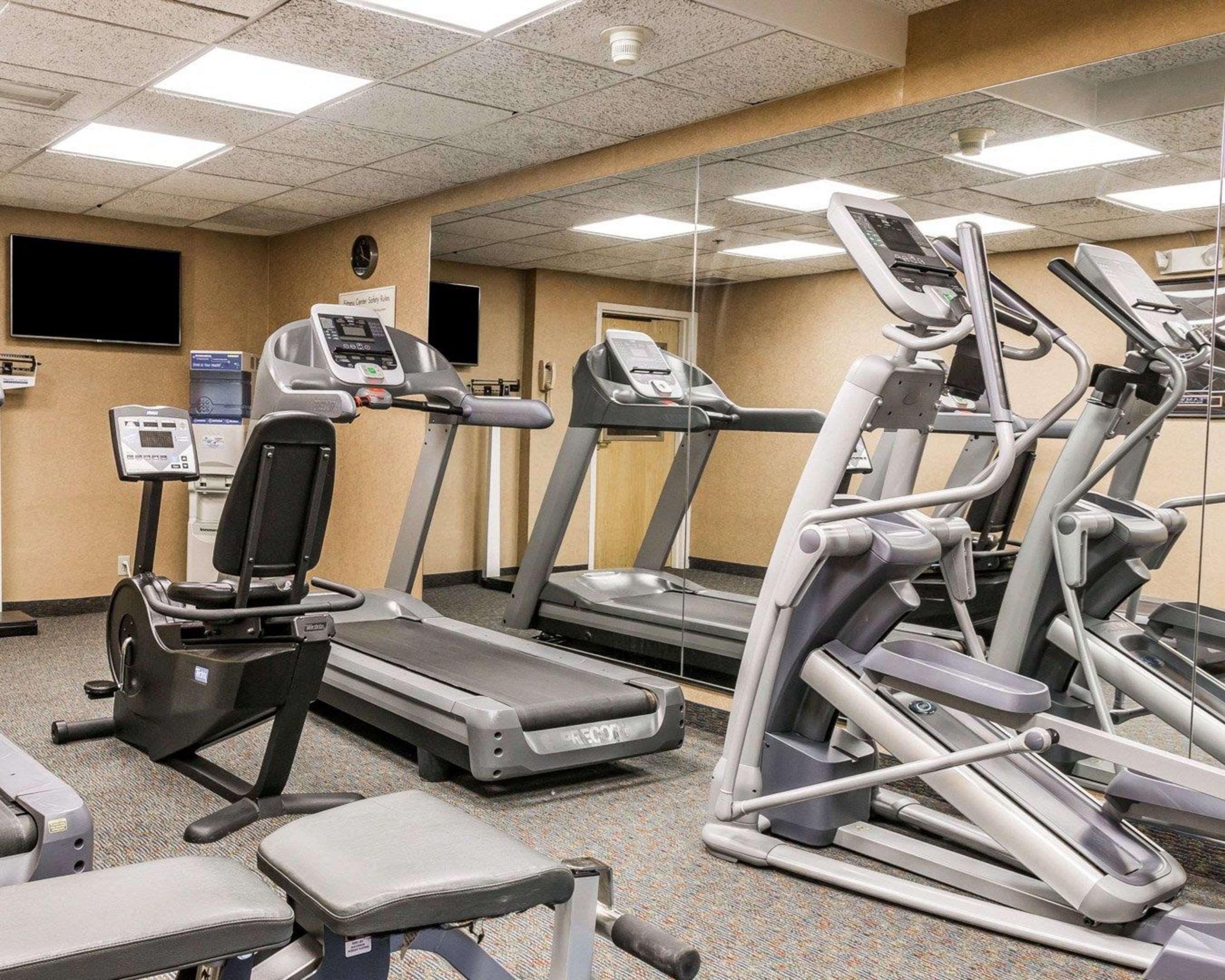 Quality Inn Auburn Hills - Detroit North Exteriér fotografie